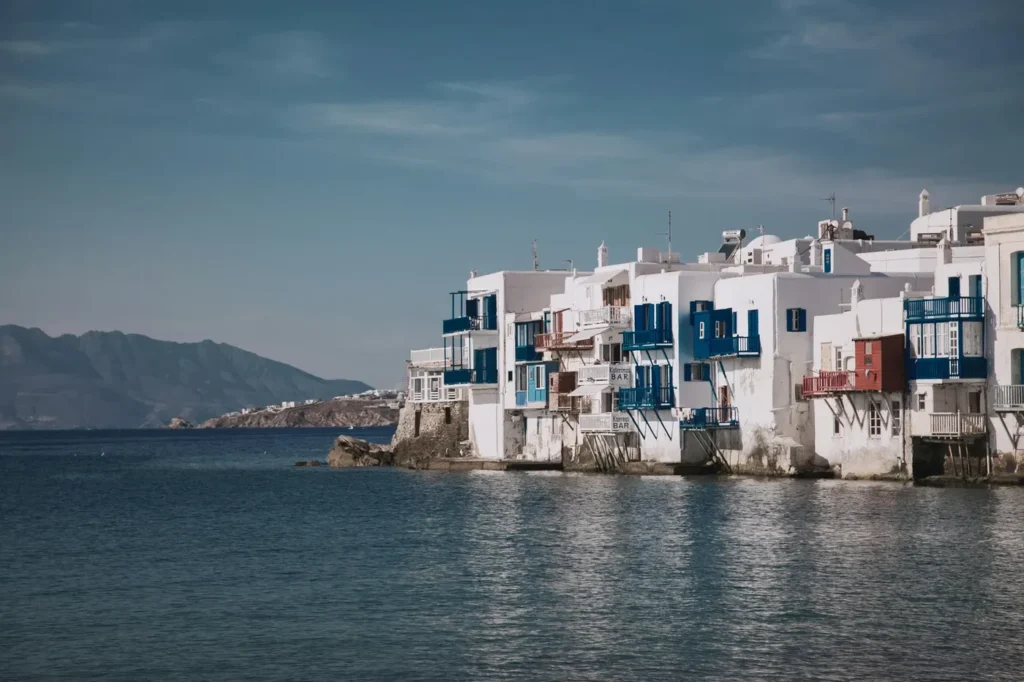 Maisons à bord de falaise, Little Venice, Mykonos