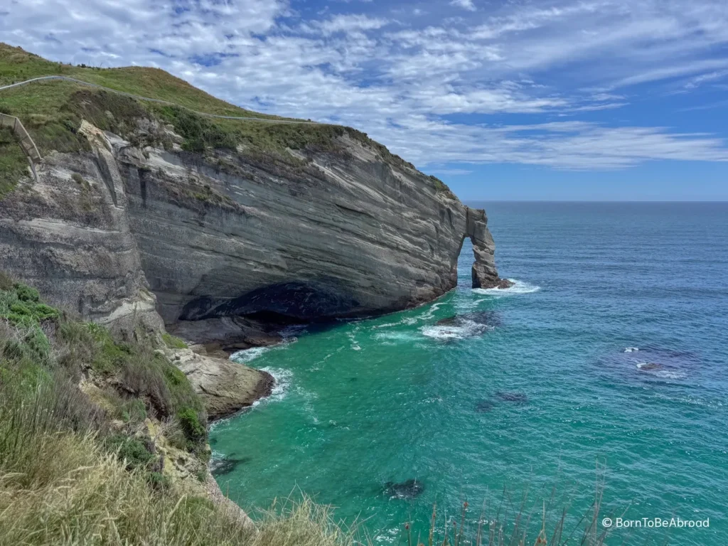 Falaise au bord de l'océan